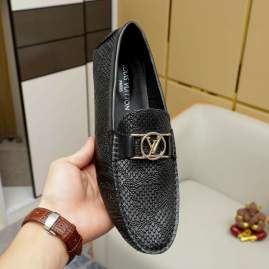 Picture of Louis Vuitton Shoes _SKULVsz38-44065313789